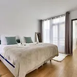 Magnifique Appartement Proche Champs-Elysees