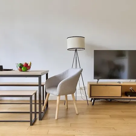 Apartment Magnifique Proche Champs-elysees Paris